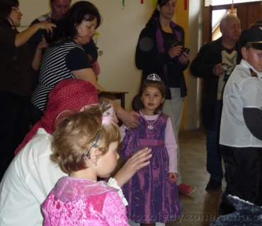 Dětský karneval Kozojedy 2012