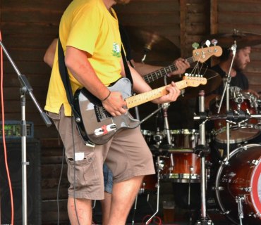 Koncert skupiny EMMA na Kozojedským Mikrotriatlonu