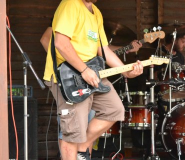 Koncert skupiny EMMA na Kozojedským Mikrotriatlonu