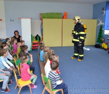 Povídání s hasiči v MŠ 2014