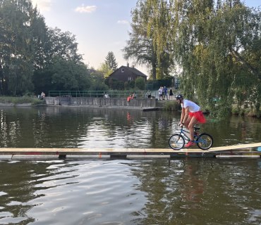 Gastrofest, lávka a překvapení